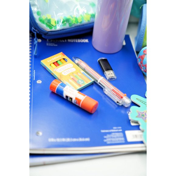 Cat & Jack Shark Backpack + Shark Lunchbox‎ Back-to-School Supply Kit Bundle - Picture 6 of 14